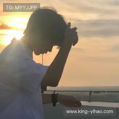 钱奔洋